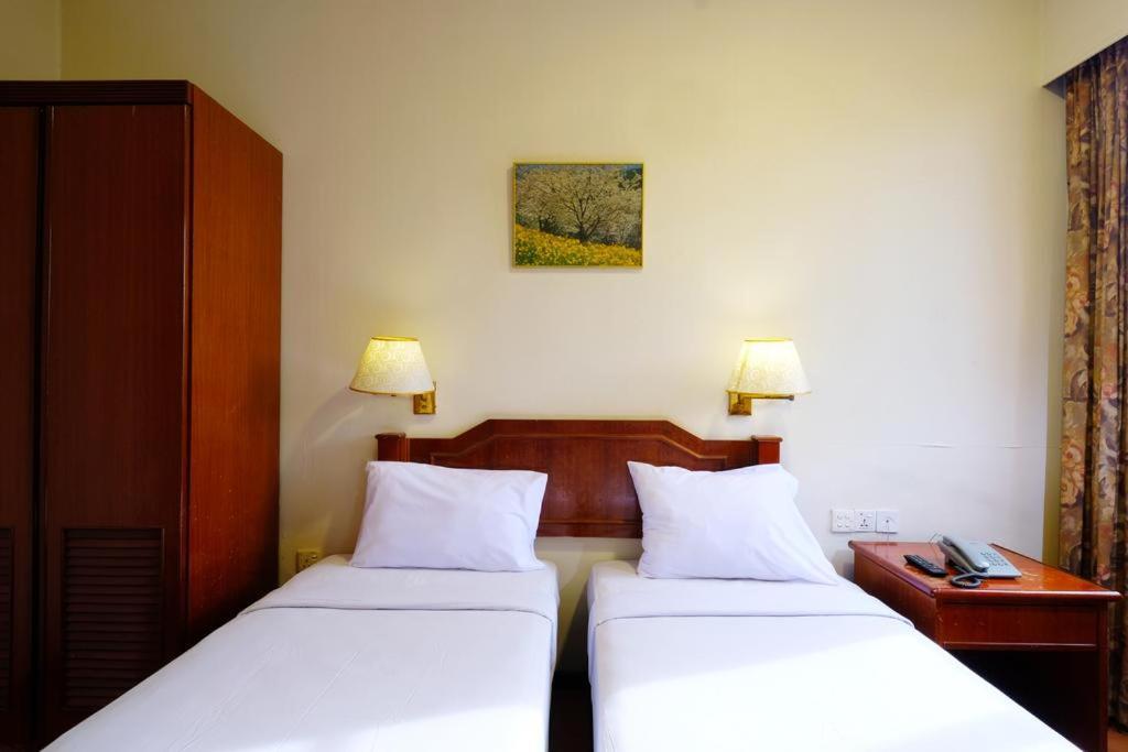White Sand Hotel Agios Gordios  Exterior photo
